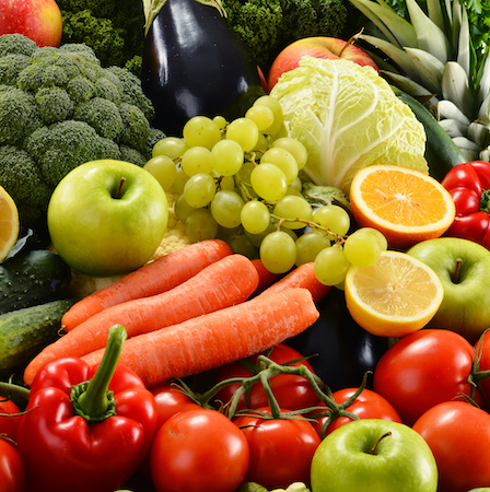 Get the Perfect Summer Tan with Fruits and Vegetables: The Coldiretti Survey on Italian Tanning
